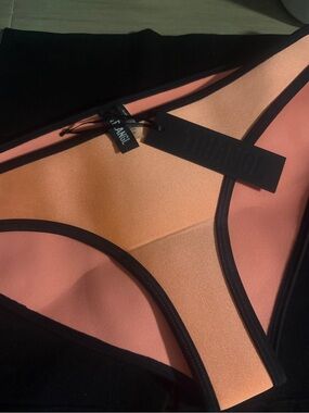 TRIANGL Neoprene Bikini Top in Peach & Black